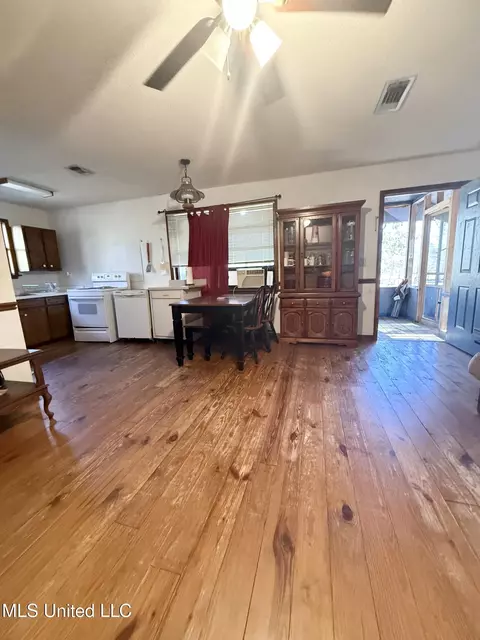 Other - 114 Holly Ln, Lucedale, MS 39452 photo 4 of 10