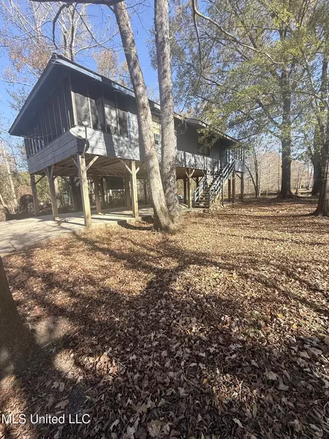 Exterior - 114 Holly Ln, Lucedale, MS 39452 photo 2 of 8
