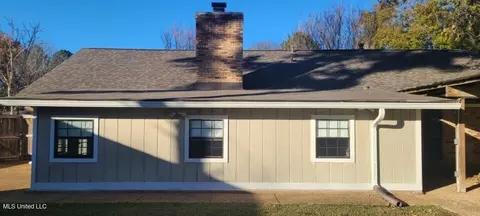 Exterior - 127 Cypress Dr, Madison, MS 39110 photo 2 of 5
