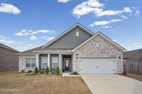 63 Banks Blvd, Byhalia, MS 38611