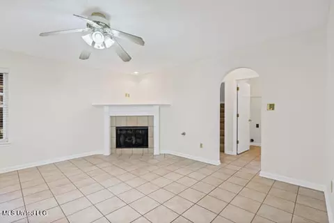 7643 Broken Hickory Dr, Walls, MS 38680 photo 13