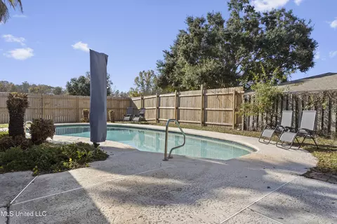Exterior - 515 Mockingbird Dr, Long Beach, MS 39560 photo 9 of 15