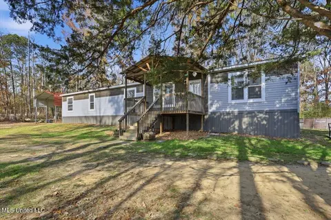 102 Horseshoe Cir, Brandon, MS 39047