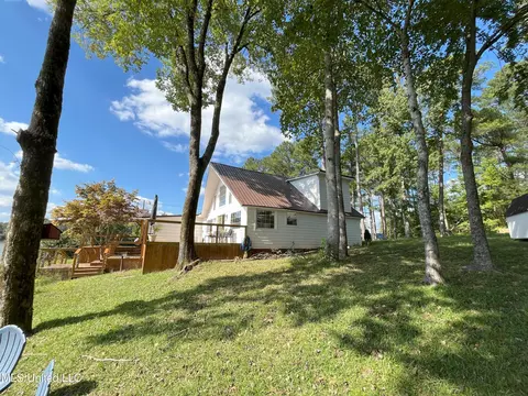 111 County Rd #424D, Ripley, MS 38663