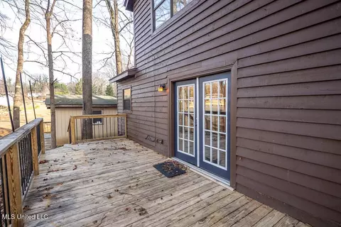 Exterior - 537 Thunderbird Dr, Hernando, MS 38632 photo 8 of 12