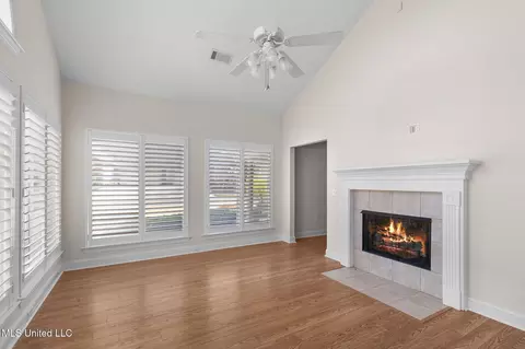 Living - 310 Independence Blvd, Flowood, MS 39232 photo 5 of 6