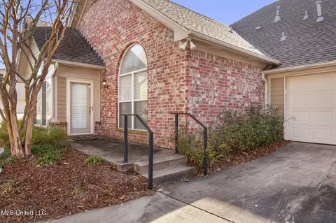 Exterior - 310 Independence Blvd, Flowood, MS 39232 photo 6 of 9