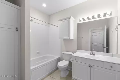 Bath - 310 Independence Blvd, Flowood, MS 39232 photo 3 of 3