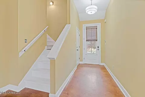 Entry Way - 2922 Tulane Rd, Nesbit, MS 38651 photo 1 of 1