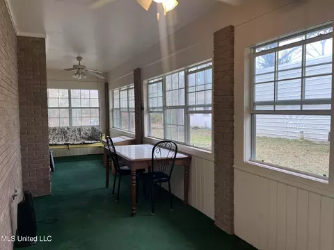 Exterior - 811 N Maple Dr, D'lo, MS 39062 photo 2 of 40