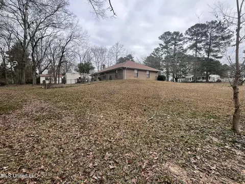Exterior - 811 N Maple Dr, D'lo, MS 39062 photo 33 of 40