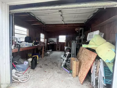 Other - 811 N Maple Dr, D'lo, MS 39062 photo 19 of 25
