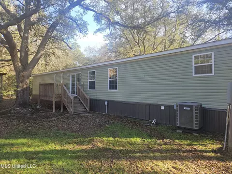 17209 Red Top Ln, Moss Point, MS 39562 photo 17