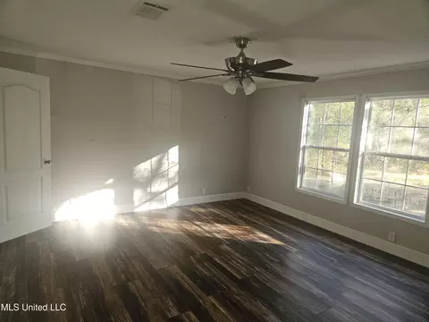 17209 Red Top Ln, Moss Point, MS 39562 photo 6