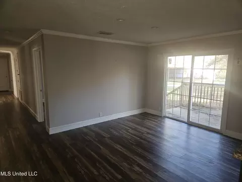 17209 Red Top Ln, Moss Point, MS 39562 photo 5