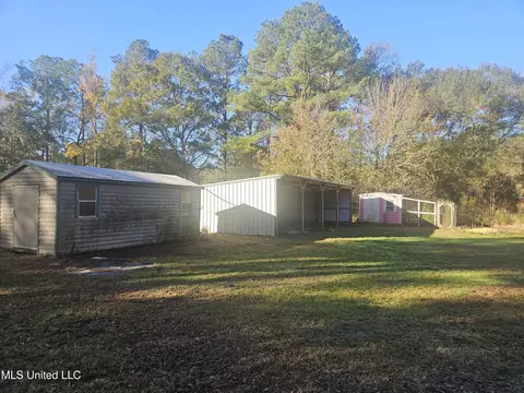 17209 Red Top Ln, Moss Point, MS 39562 photo 14