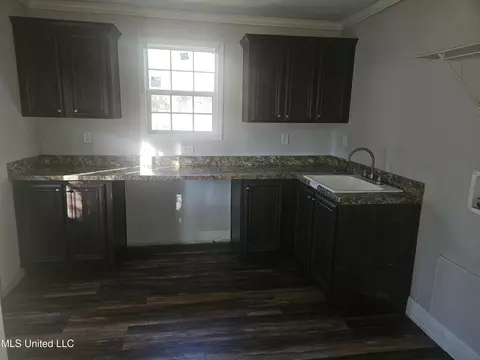 17209 Red Top Ln, Moss Point, MS 39562 photo 13