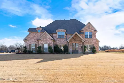 4883 W Oak Grove Rd, Hernando, MS 38632