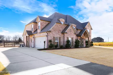 Exterior - 4883 W Oak Grove Rd, Hernando, MS 38632 photo 9 of 9