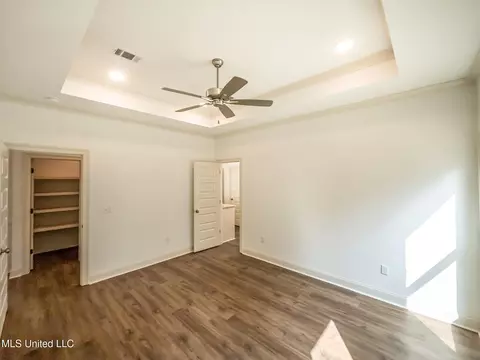 Bedroom - 947 Riverside Ln, Pearl, MS 39208 photo 2 of 4