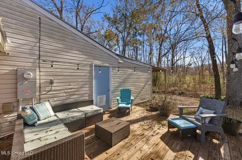 Exterior - 129 Shadow Hill Dr, Madison, MS 39110 photo 3 of 6