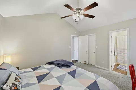 Bedroom - 129 Shadow Hill Dr, Madison, MS 39110 photo 2 of 4