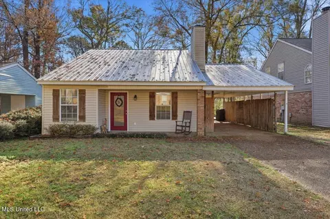 129 Shadow Hill Dr, Madison, MS 39110