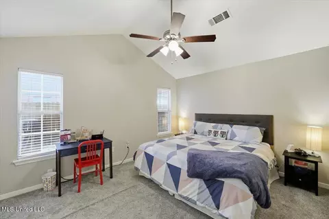 Bedroom - 129 Shadow Hill Dr, Madison, MS 39110 photo 1 of 4