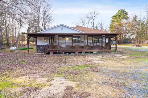390 Victoria Rd, Byhalia, MS 38611