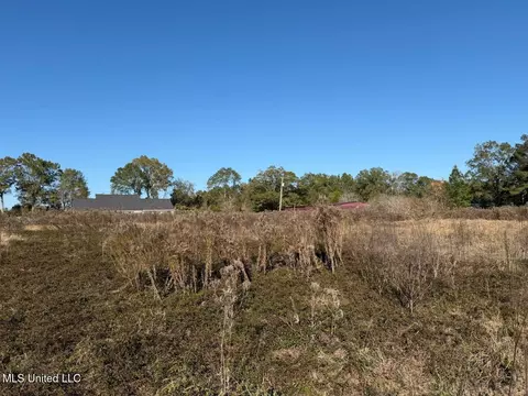 2 Crenshaw Road, Lucedale, MS 39452