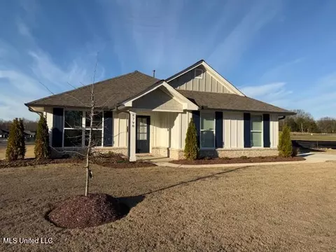 8790 Mary Mccoy Dr, Olive Branch, MS 38654