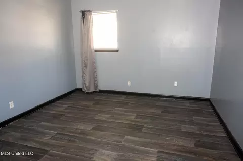 Bedroom - 116 Pecan Way, Natchez, MS 39120 photo 1 of 3