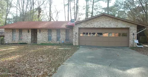 3407 Dundee Ln, Jackson, MS 39212 photo 1