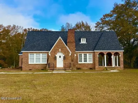 1523 Magnolia Avenue Ave, Tylertown, MS 39667