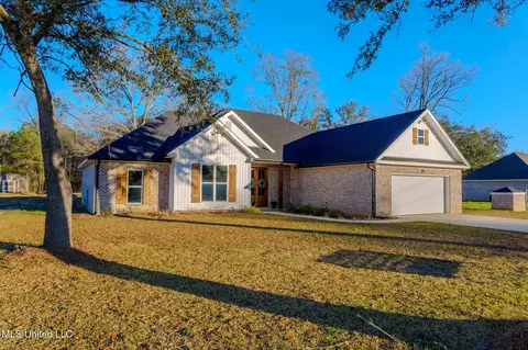 24258 Misty Ln, Lucedale, MS 39452 photo 4