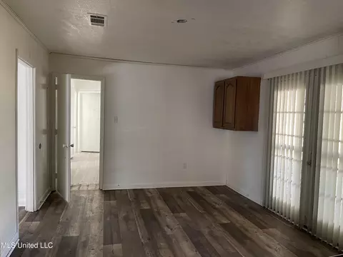 Living - 1148 Marble St, Jackson, MS 39212 photo 1 of 3