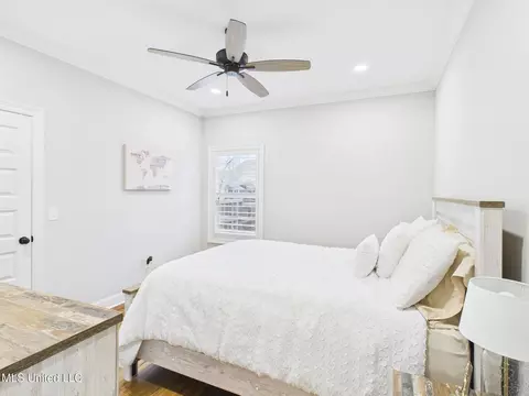 Bedroom - 409 Pilot Cir, Brandon, MS 39047 photo 6 of 7