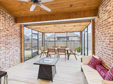 Exterior - 409 Pilot Cir, Brandon, MS 39047 photo 5 of 13