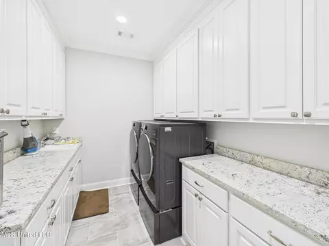 Other - 409 Pilot Cir, Brandon, MS 39047 photo 8 of 13