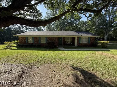211 Highway 487, Carthage, MS 39051