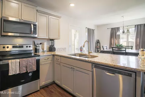 75 Logaras Cir, Purvis, MS 39475 photo 8
