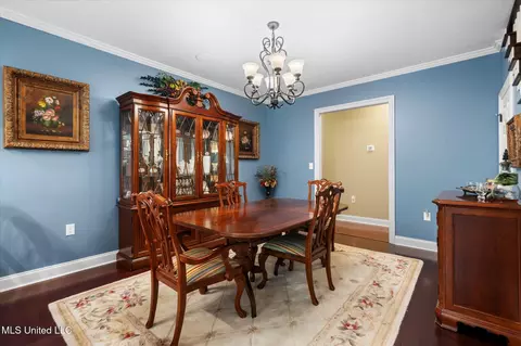 Dining - 10 Lakeview Dr, Purvis, MS 39475 photo 2 of 3