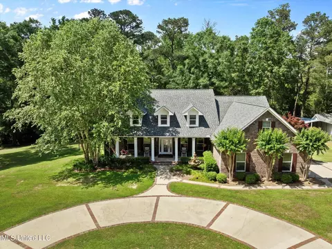 10 Lakeview Dr, Purvis, MS 39475