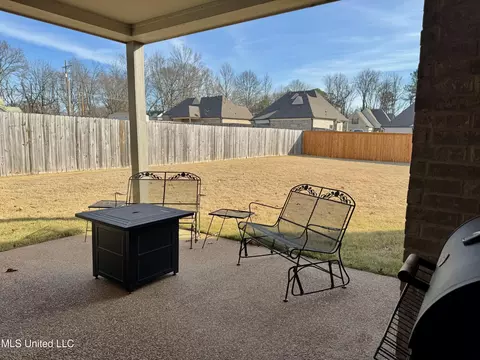 Exterior - 521 Abey Ln, Hernando, MS 38632 photo 6 of 7