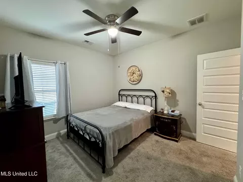 Bedroom - 521 Abey Ln, Hernando, MS 38632 photo 4 of 11