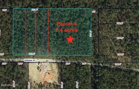 4 Hogan St, Waveland, MS 39576