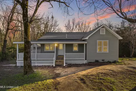 147 Crockett Rd, Senatobia, MS 38668