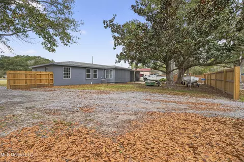 Exterior - 7621 Elder Ferry Rd, Moss Point, MS 39563 photo 8 of 10