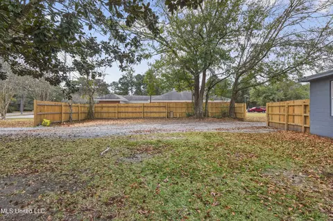 Exterior - 7621 Elder Ferry Rd, Moss Point, MS 39563 photo 7 of 10