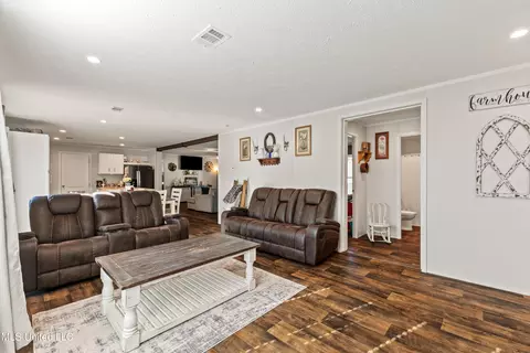 36 Powers Dr, Laurel, MS 39443 photo 19
